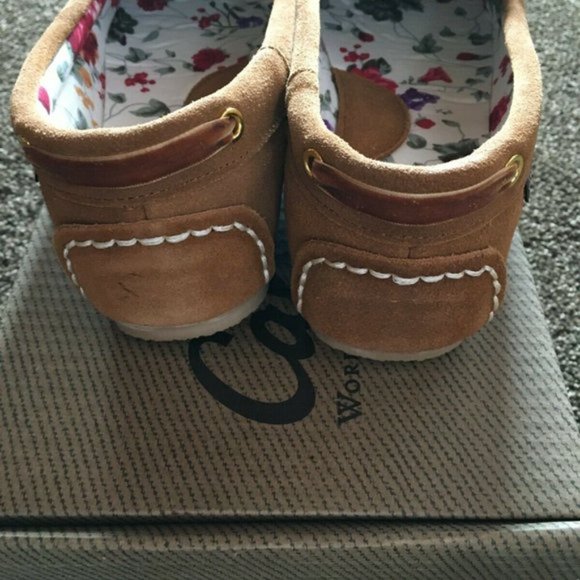 Cabela's Moccasin Suede Slippers Shoes Cognac Tan Women's One-Eye Kiltie… - Picture 4 of 8
